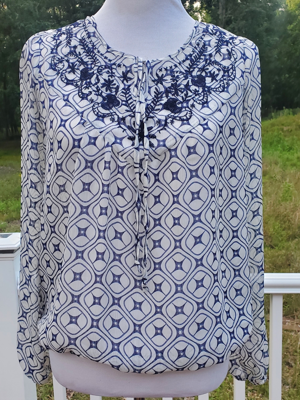 Signature Studio White and Navy Embroidered  Peasant Blouse
